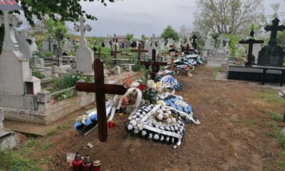 Val de morţi din cauza COVID-19! Primăria BOTOȘANI a închiriat un EXCAVATOR pentru GROPILE morţilor - News Moldova
