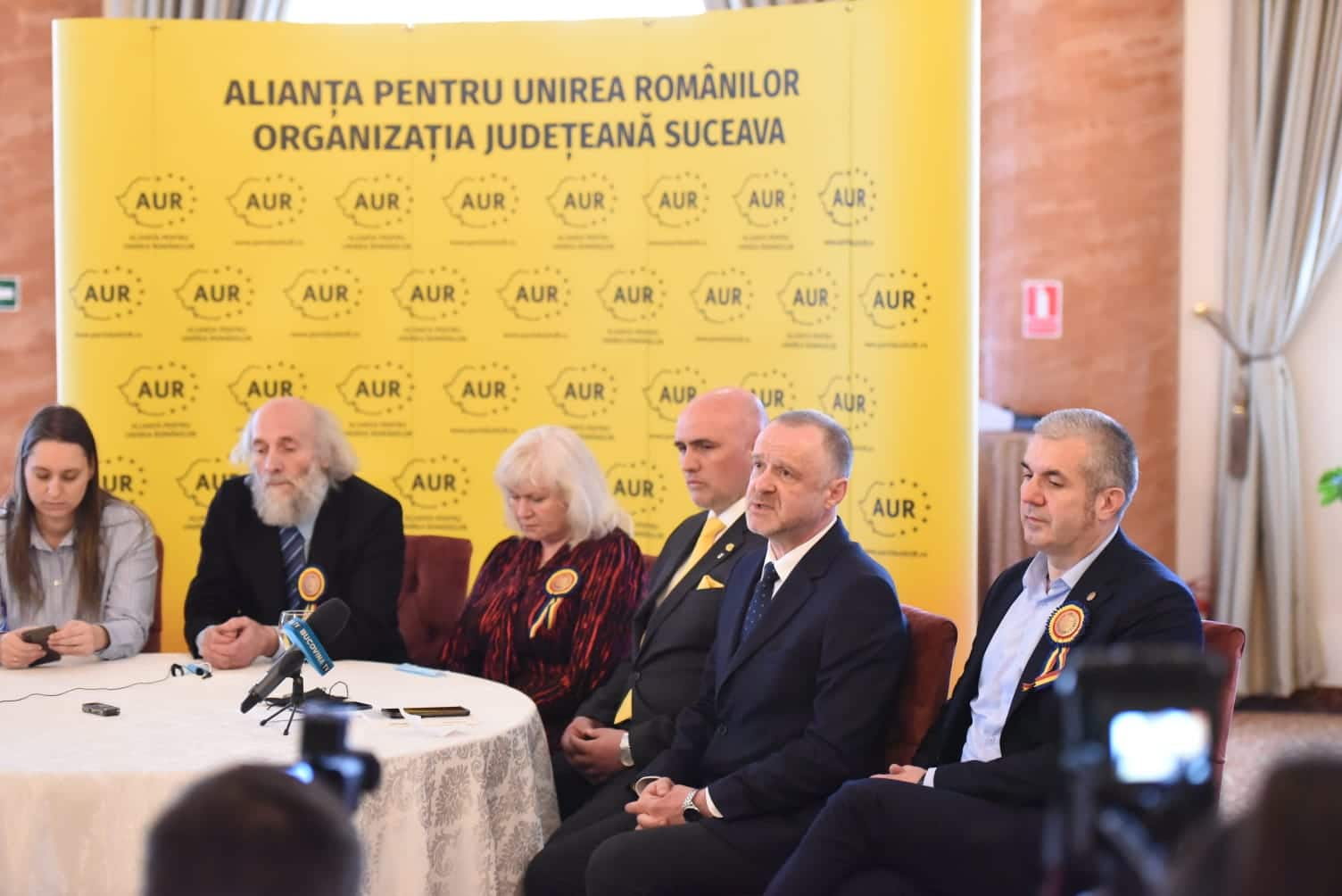 AUR Suceava a organizat un eveniment pentru a comemora implinirea a 80 de ani de la masacrul de la Fantana Alba - News Moldova
